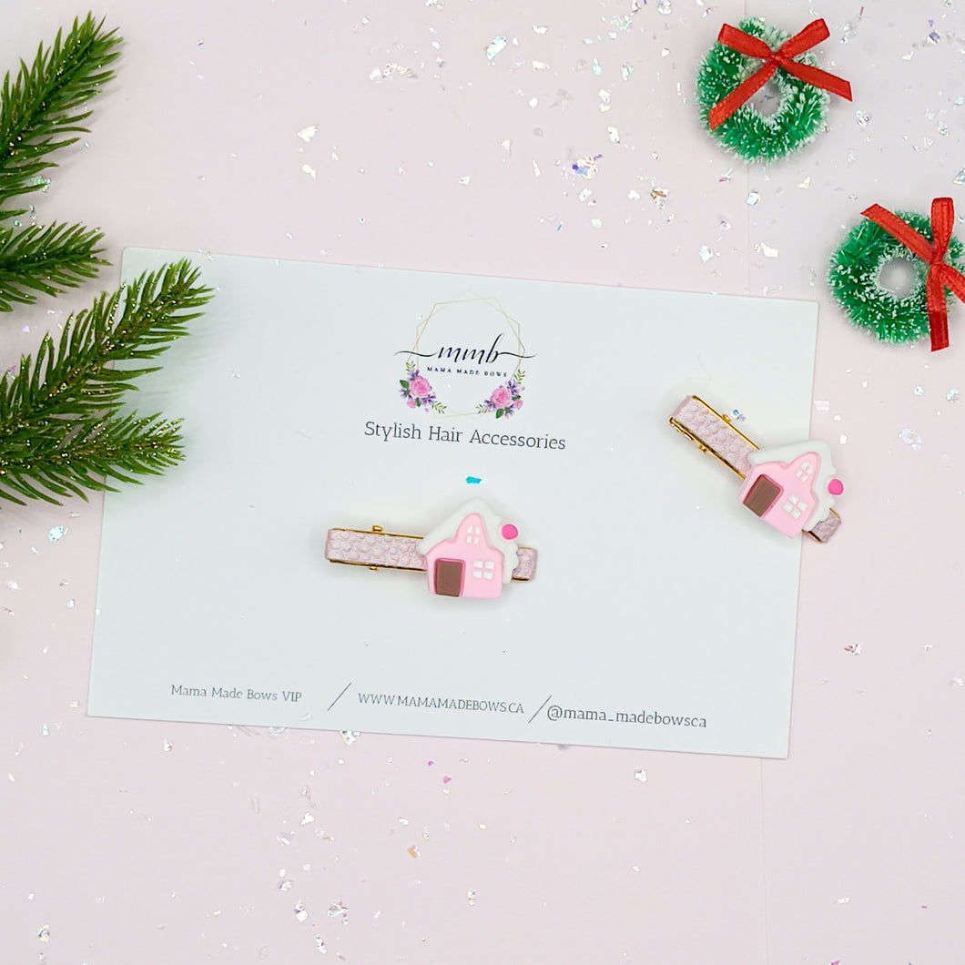 Pink Gingerbread House Bar Clip