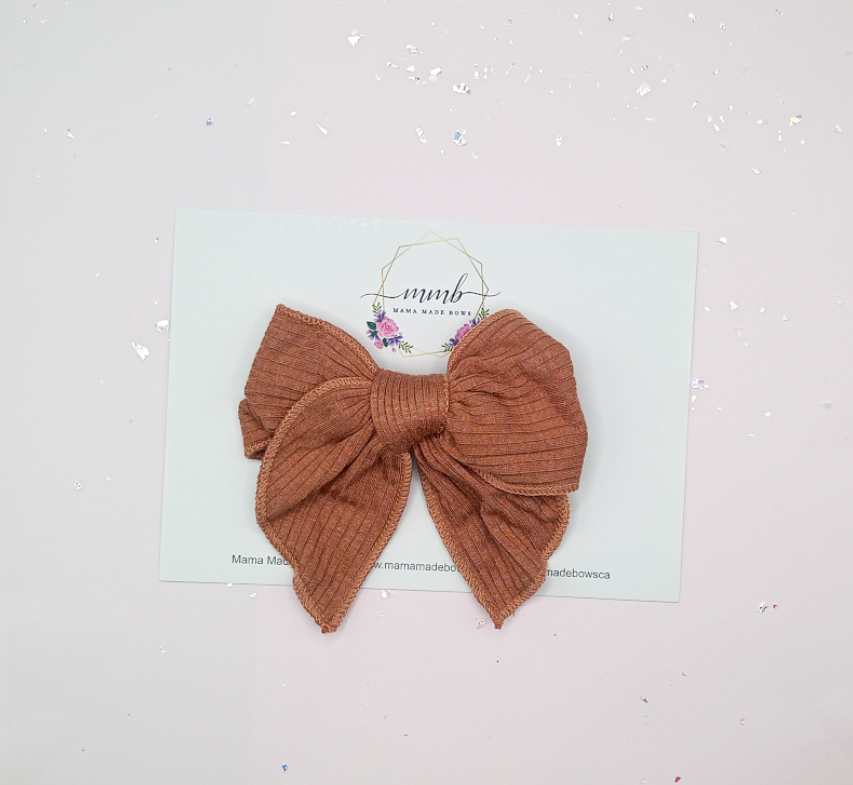 Brown Ribbed Knit Bow