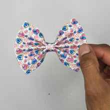 Load image into Gallery viewer, Lilo &amp; Stitch Pinch Bow
