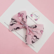 Load image into Gallery viewer, Minnie Pinch Swim Bow
