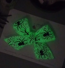 Load image into Gallery viewer, Glow in the Dark Spider Bow
