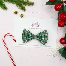 Load image into Gallery viewer, Christmas Plaid Bowtie
