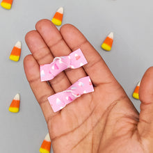 Load image into Gallery viewer, Pink Candy Corn mini knotts
