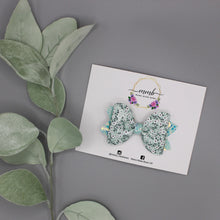Load image into Gallery viewer, Mint Floral Scalloped Bow 3.5&quot;
